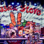 Seasick Steve playing Folk by the Oak in Hatfield Park.