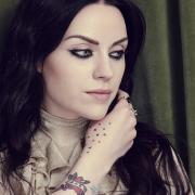 Amy Macdonald will play Hatfield music festival Folk by the Oak